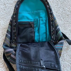 Dakine Cosmo 6.5L backpack 🎒